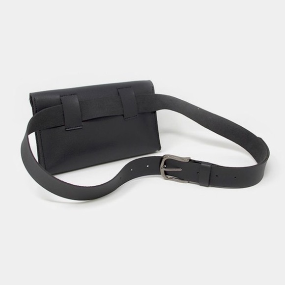 Envelope Fanny Pack *ONLY SILVER LEFT* - Picture 4 of 8